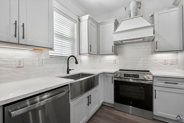 115 Black Birch Ln, Kathleen, GA 31047