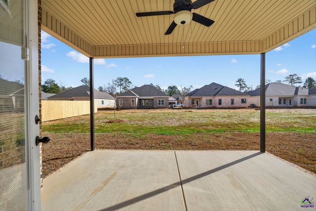 115 Black Birch Ln, Kathleen, GA 31047