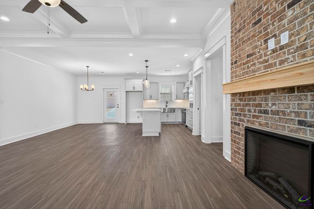 115 Black Birch Ln, Kathleen, GA 31047