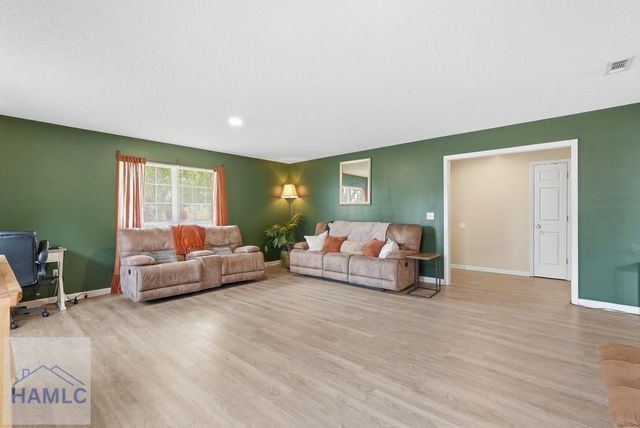 211 Wentworth Way, Hinesville, GA 31313