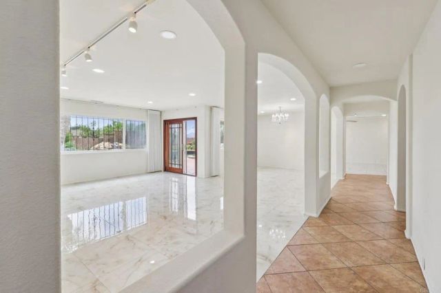 1943 Brookhurst Drive, El Cajon, CA 92019