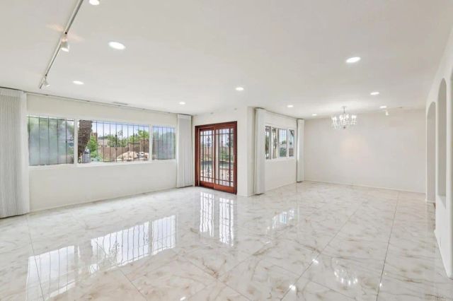 1943 Brookhurst Drive, El Cajon, CA 92019