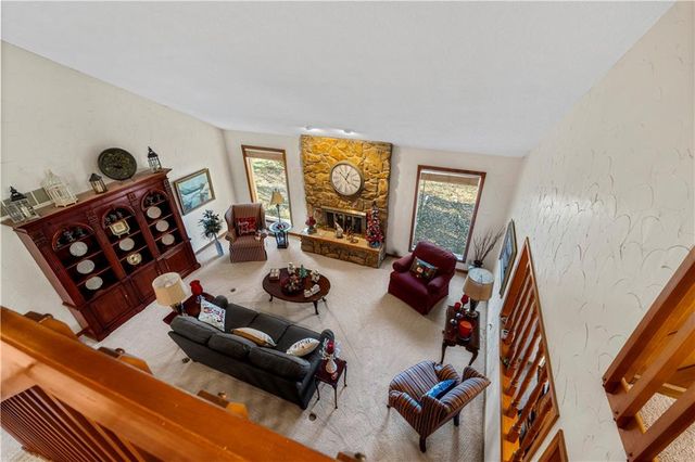 16800 S 1413 Road, Nevada, MO 64772