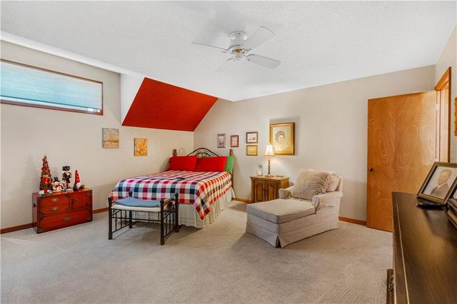 16800 S 1413 Road, Nevada, MO 64772