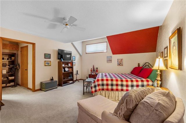 16800 S 1413 Road, Nevada, MO 64772