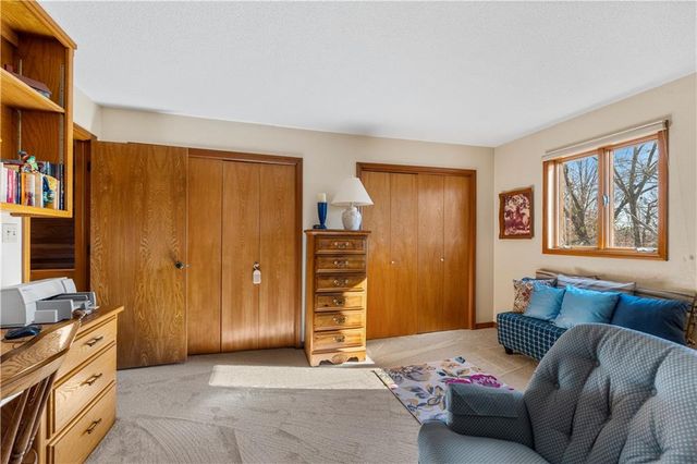 16800 S 1413 Road, Nevada, MO 64772