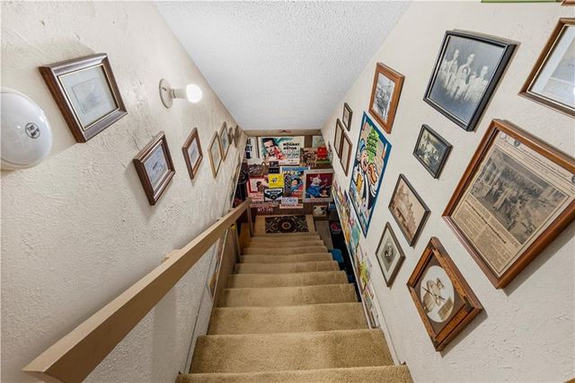 16800 S 1413 Road, Nevada, MO 64772