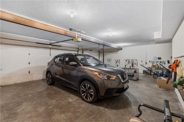 16800 S 1413 Road, Nevada, MO 64772