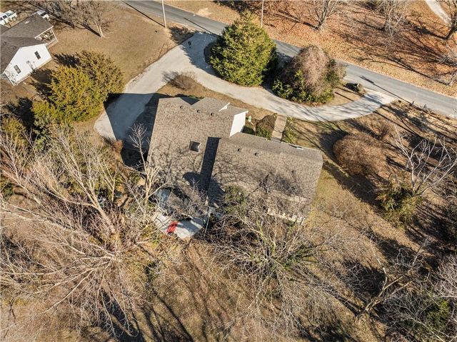 16800 S 1413 Road, Nevada, MO 64772