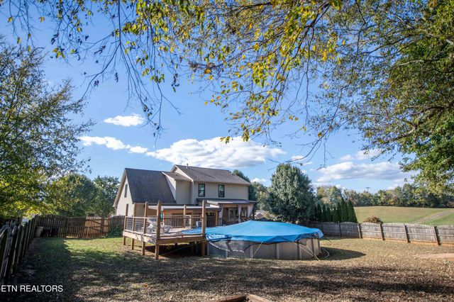 310 N Rolling Ridge Lane, Vonore, TN 37885
