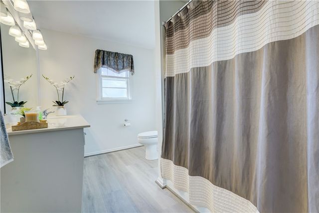 9 East Crest Drive, Gates, NY 14606