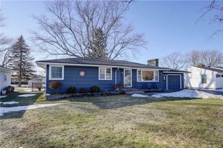 9 East Crest Drive, Gates, NY 14606