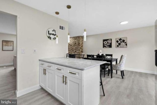 105 COVERED BRIDGE RD, Cherry Hill, NJ 08034