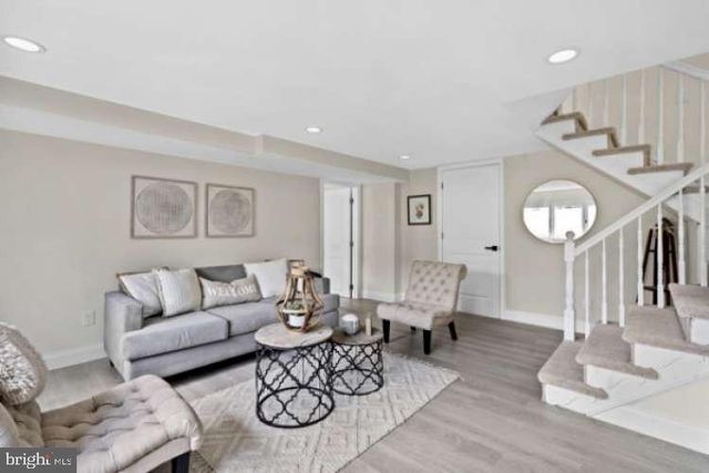 105 COVERED BRIDGE RD, Cherry Hill, NJ 08034