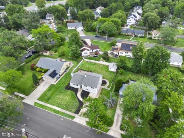 105 COVERED BRIDGE RD, Cherry Hill, NJ 08034