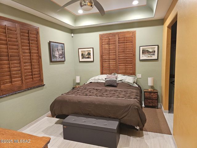 7040 N Montecatina Drive, Tucson, AZ 85704