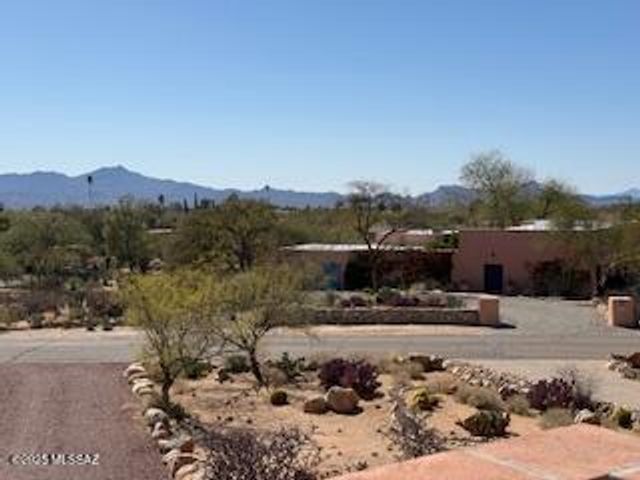 7040 N Montecatina Drive, Tucson, AZ 85704