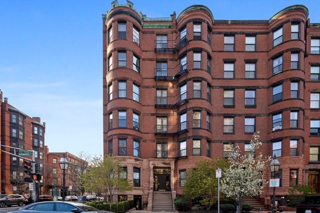 411 Marlborough Street 12, Boston, MA 02115