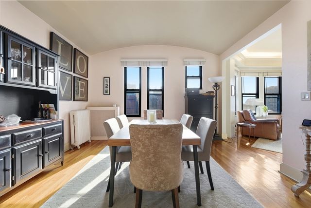 411 Marlborough Street 12, Boston, MA 02115