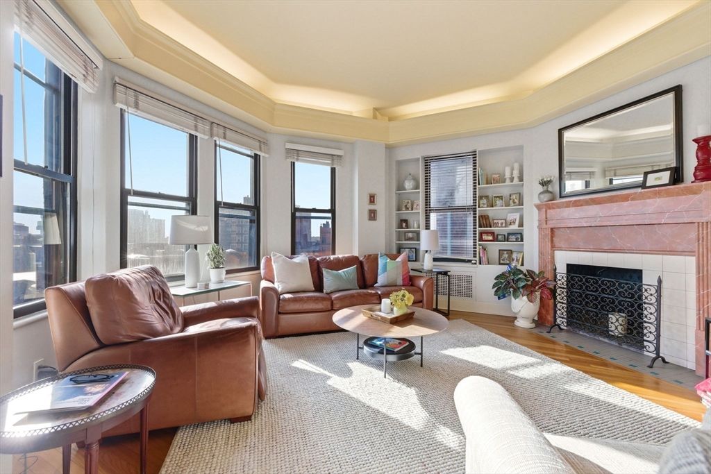 411 Marlborough Street 12, Boston, MA 02115