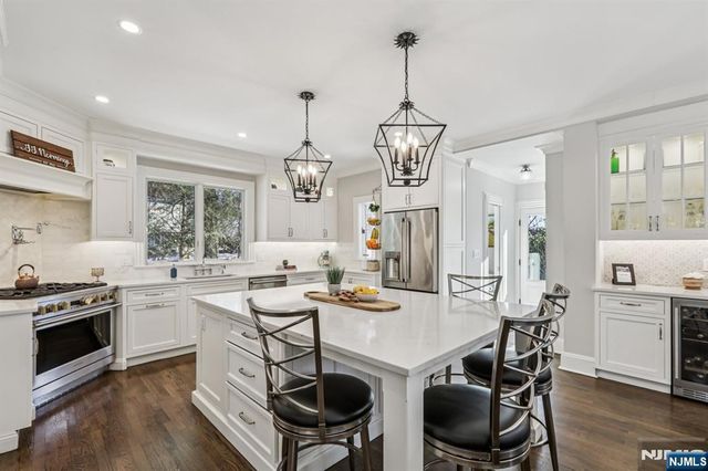 778 E Ridgewood Avenue, Ridgewood, NJ 07450