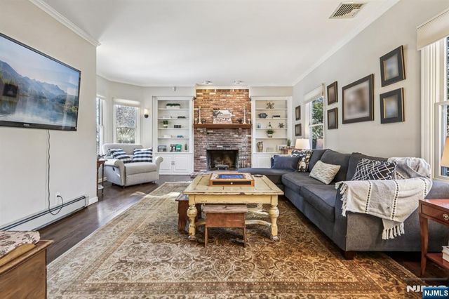 778 E Ridgewood Avenue, Ridgewood, NJ 07450