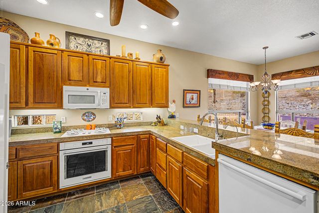 18315 W SANTA ALBERTA Lane, Goodyear, AZ 85338
