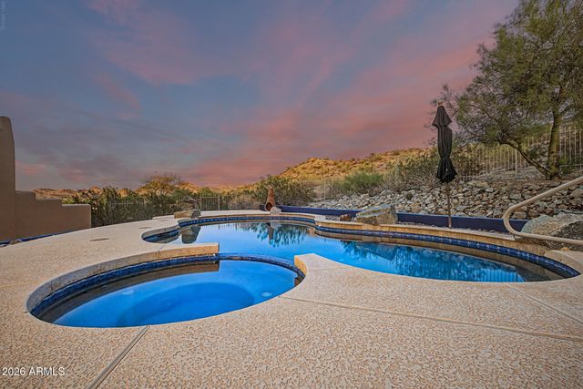 18315 W SANTA ALBERTA Lane, Goodyear, AZ 85338