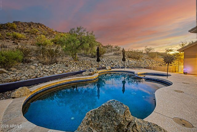 18315 W SANTA ALBERTA Lane, Goodyear, AZ 85338