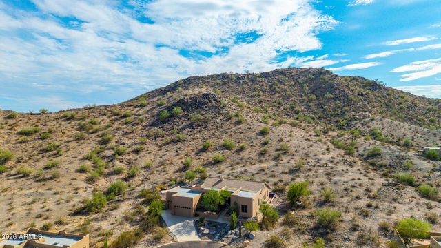 18315 W SANTA ALBERTA Lane, Goodyear, AZ 85338
