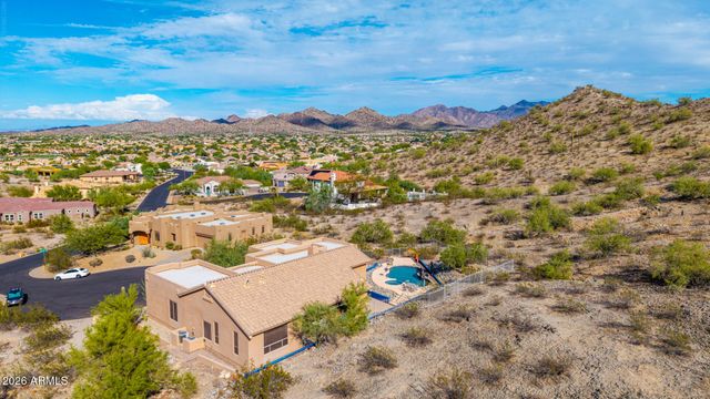 18315 W SANTA ALBERTA Lane, Goodyear, AZ 85338