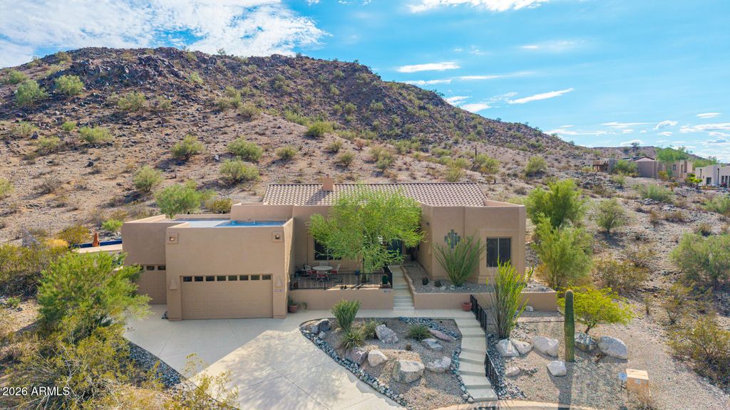 18315 W SANTA ALBERTA Lane, Goodyear, AZ 85338 — exterior