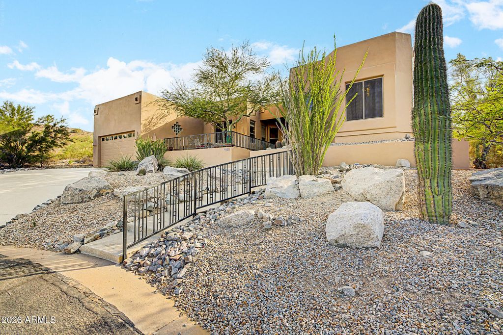 18315 W SANTA ALBERTA Lane, Goodyear, AZ 85338 — photo 4