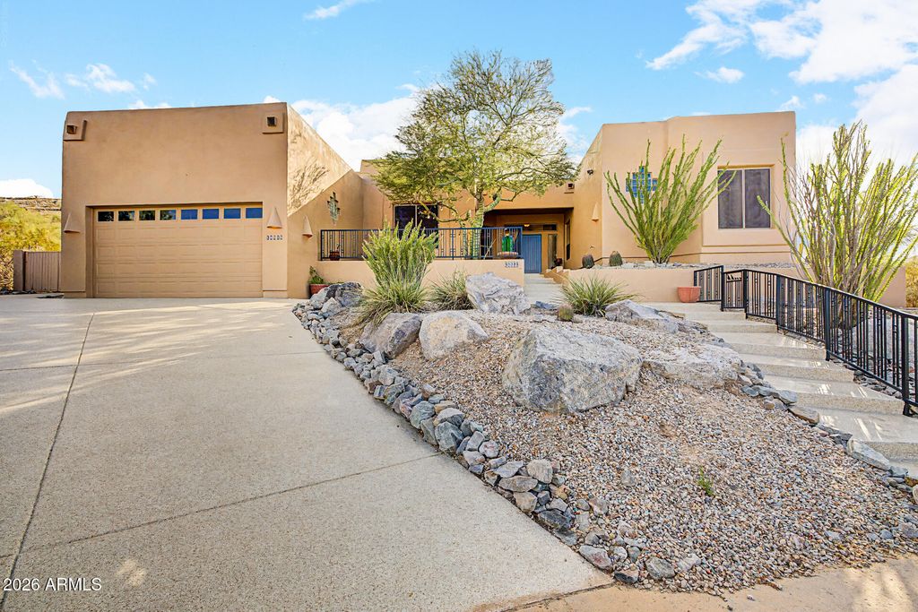 18315 W SANTA ALBERTA Lane, Goodyear, AZ 85338 — photo 5