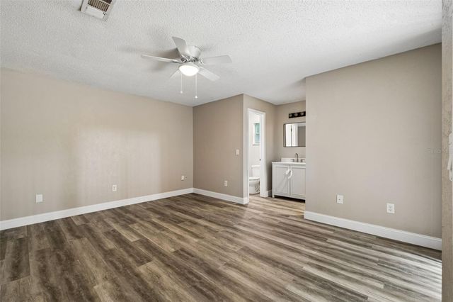 241 LOCH LOW DRIVE, Sanford, FL 32773