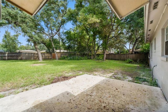 241 LOCH LOW DRIVE, Sanford, FL 32773