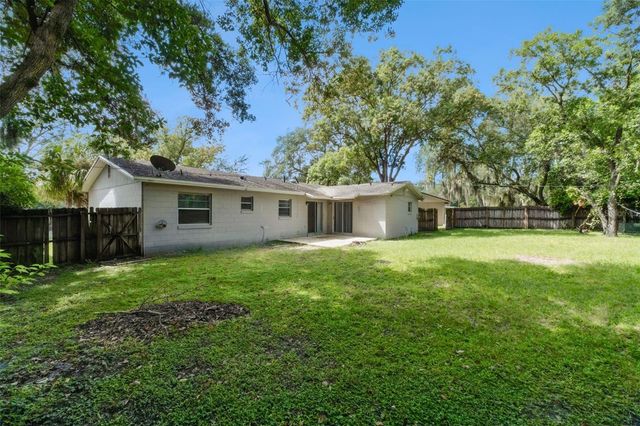 241 LOCH LOW DRIVE, Sanford, FL 32773