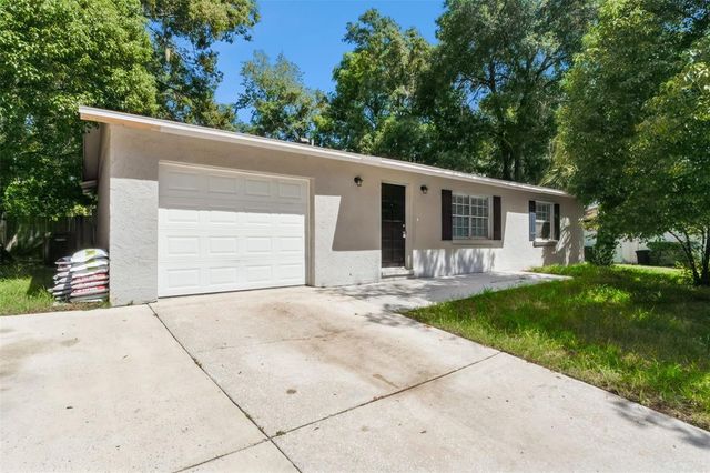 241 LOCH LOW DRIVE, Sanford, FL 32773