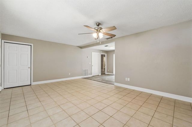 241 LOCH LOW DRIVE, Sanford, FL 32773