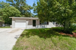 241 LOCH LOW DRIVE, Sanford, FL 32773