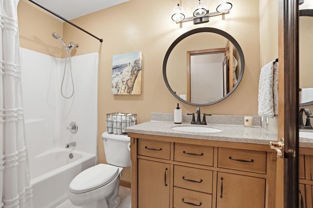 11063 Marion Place, Crown Point, IN 46307