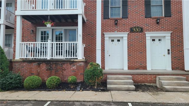 930 Hopkins Road E, Amherst, NY 14221