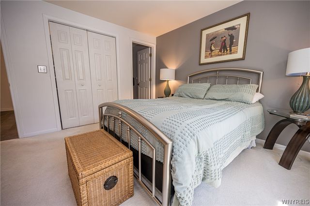 930 Hopkins Road E, Amherst, NY 14221