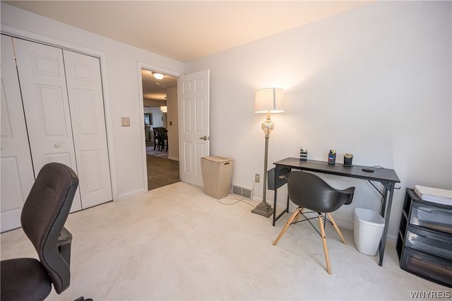 930 Hopkins Road E, Amherst, NY 14221