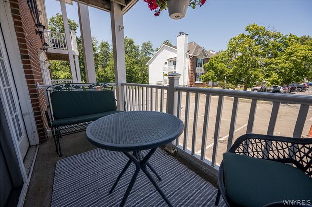 930 Hopkins Road E, Amherst, NY 14221