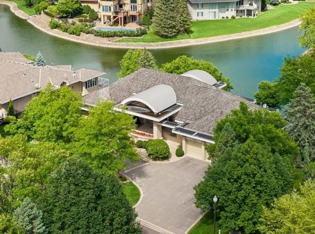 11629 Cedar Pass, Hopkins, MN 55305