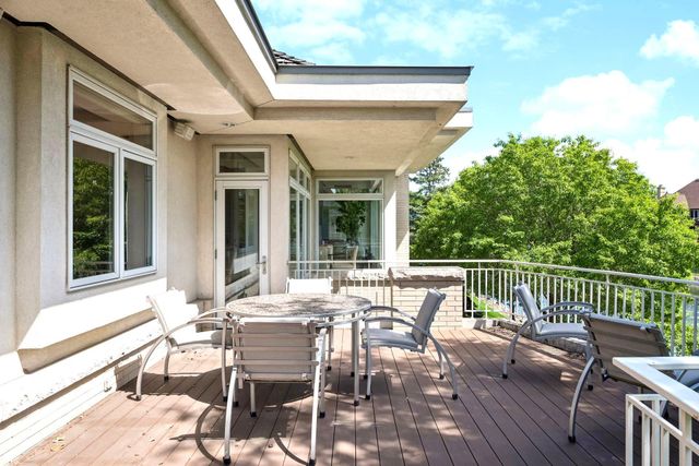 11629 Cedar Pass, Hopkins, MN 55305