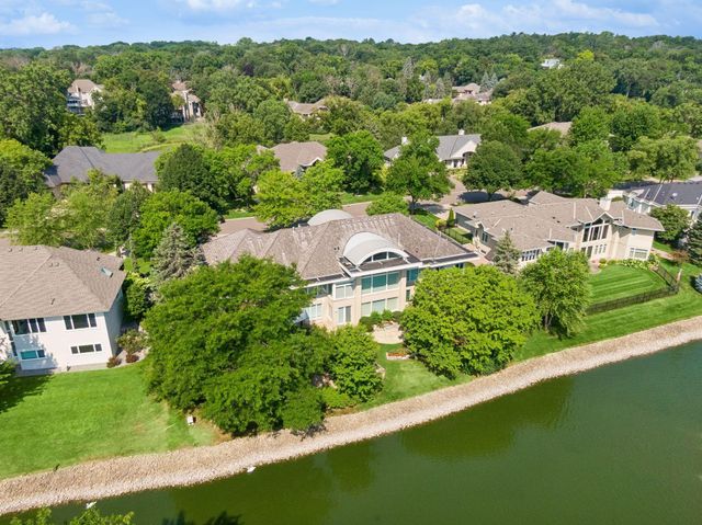 11629 Cedar Pass, Hopkins, MN 55305