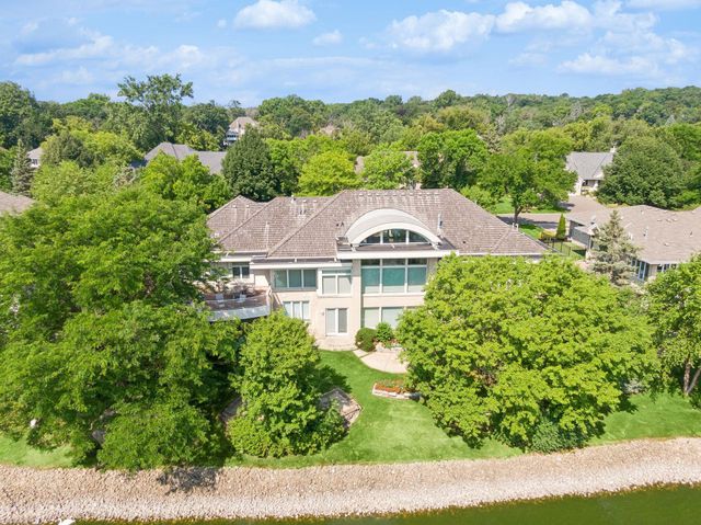 11629 Cedar Pass, Hopkins, MN 55305