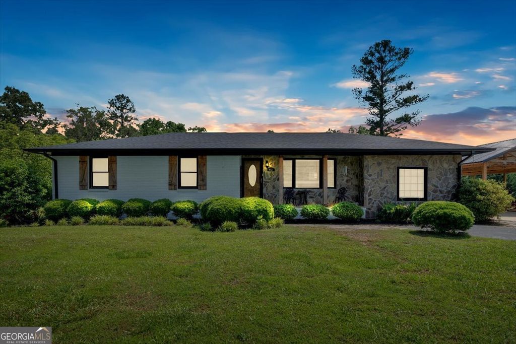 401 Cashtown Loop Road, Aragon, GA 30104